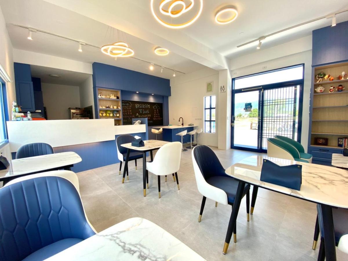 Blue And White Style Holiday B&B Guanshan Εξωτερικό φωτογραφία