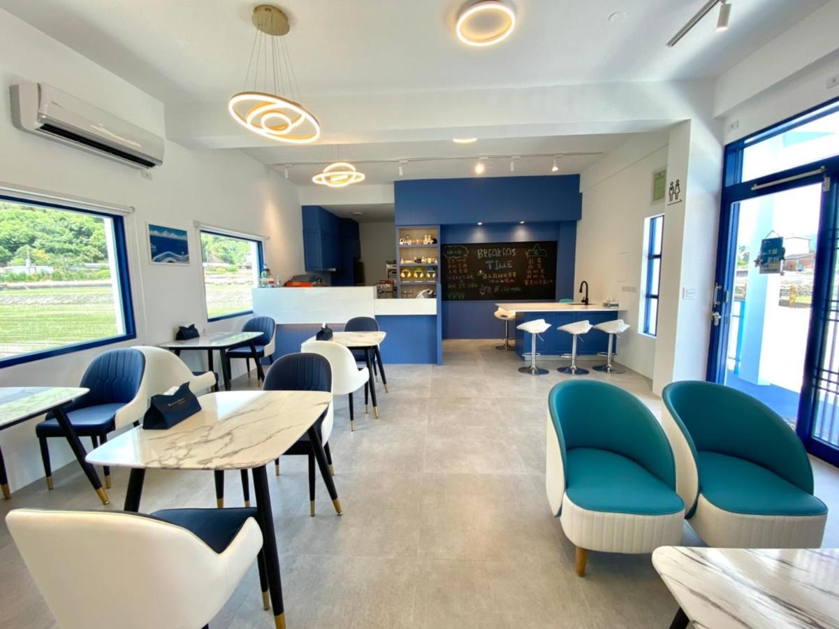 Blue And White Style Holiday B&B Guanshan Εξωτερικό φωτογραφία
