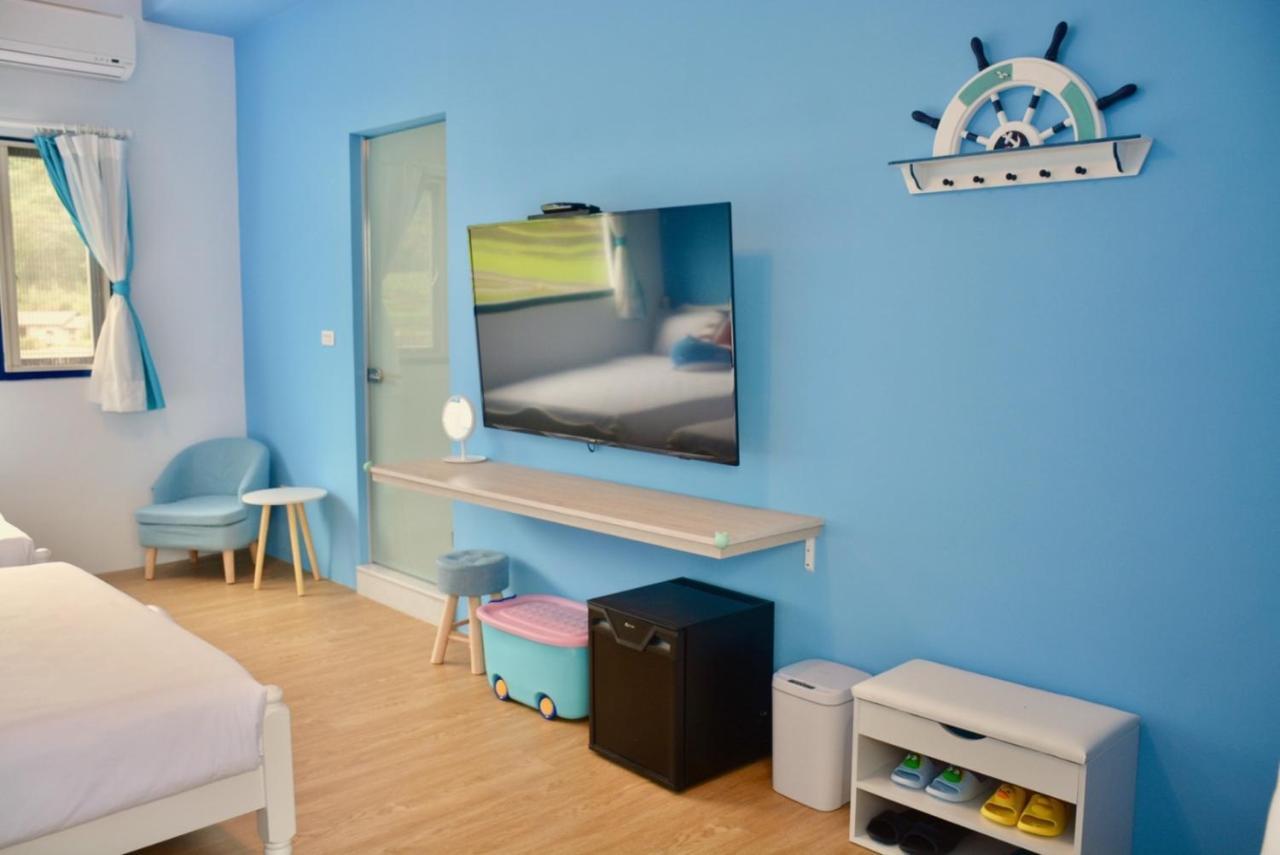 Blue And White Style Holiday B&B Guanshan Εξωτερικό φωτογραφία